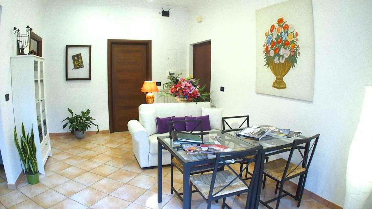 La Piazzetta Di Roma Villa Екстериор снимка